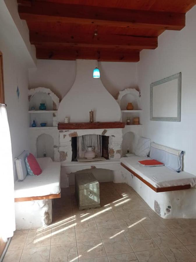 Harmonic Place Loutraki Exterior photo