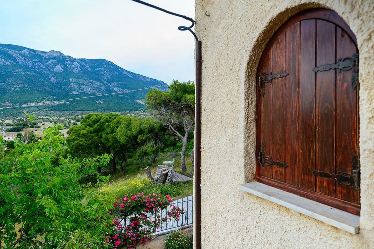 Harmonic Place Loutraki Exterior photo